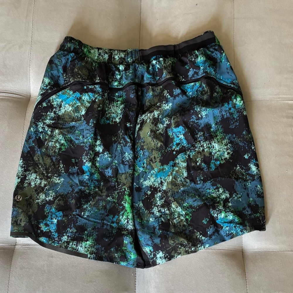 Lululemon Surge Shorts 7” Lined Size M